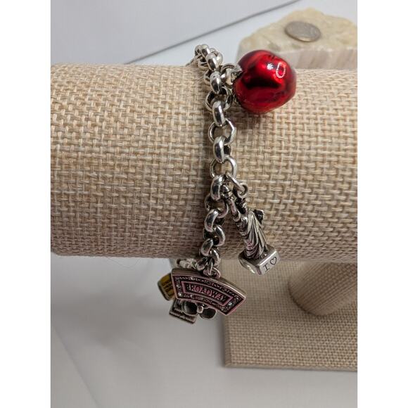 Brighton Broadway Charm Bracelet Red Apple Taxi NYC Silver Tone 7.5in - Picture 3 of 7